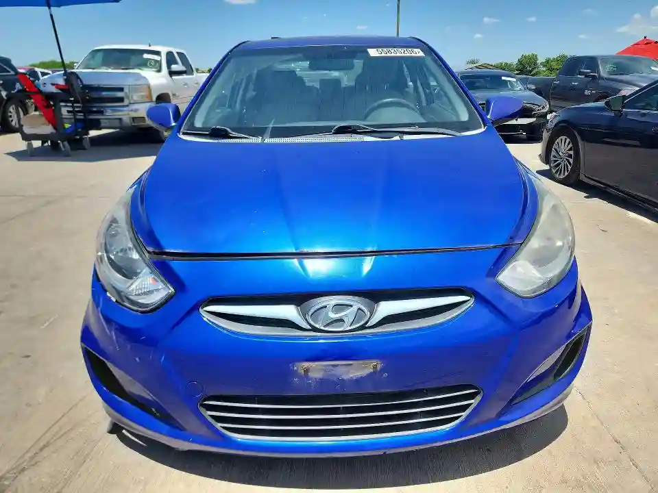 KMHCT4AE4DU453666 2013 HYUNDAI ACCENT-4