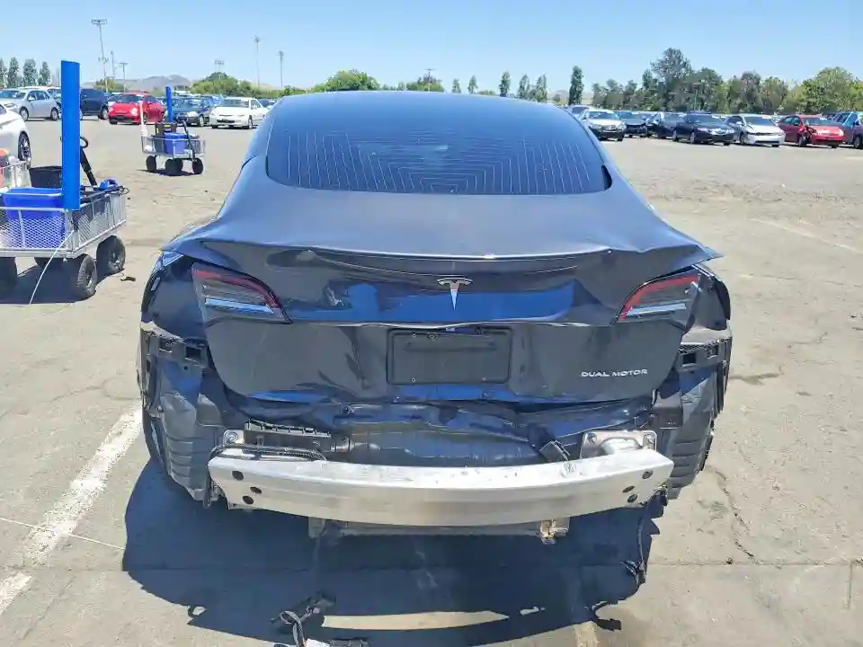 5YJ3E1EBXKF465193 2019 TESLA MODEL 3-5