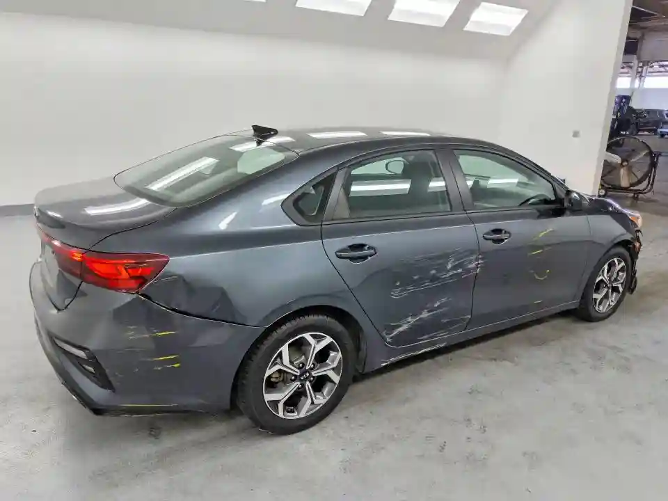 3KPF24AD8LE175654 2020 KIA FORTE-2