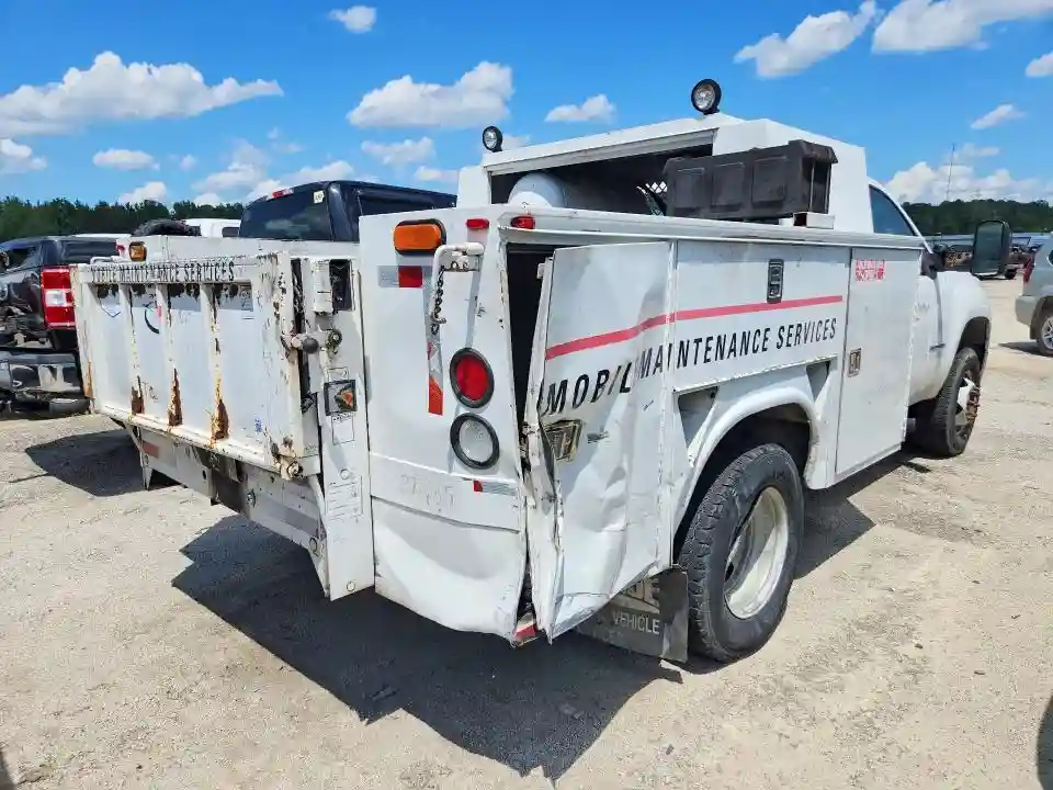 1GD312CL1BF197705 2011 GMC SIERRA-2