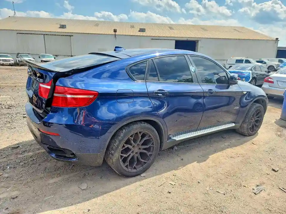 5UXFG8C5XCLZ97442 2012 BMW X6-2