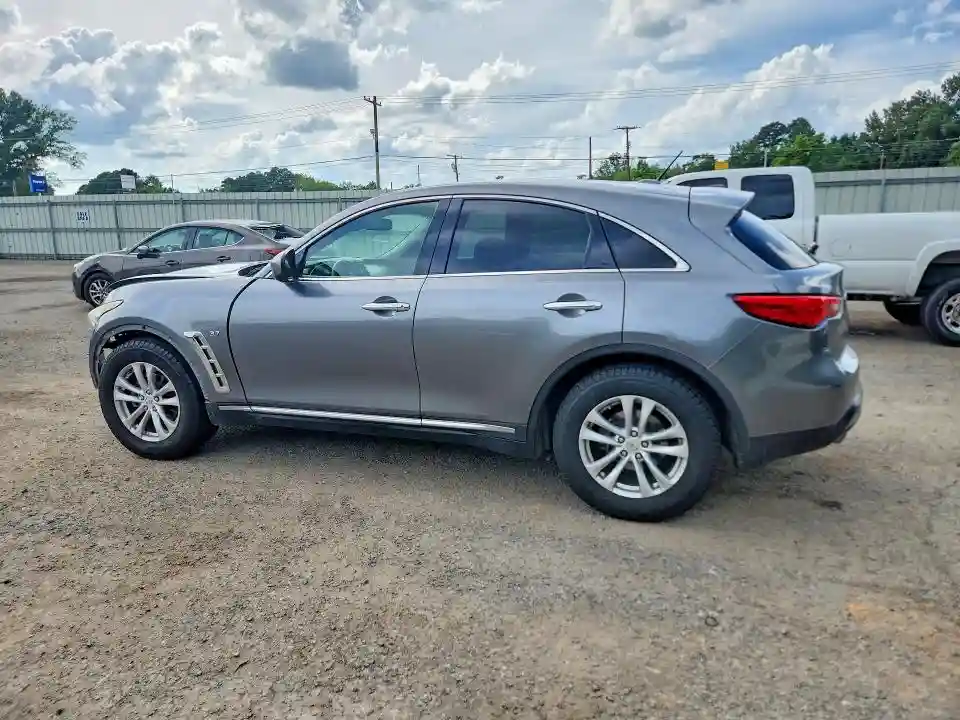 JN8CS1MU3HM142166 2017 INFINITI QX70-1