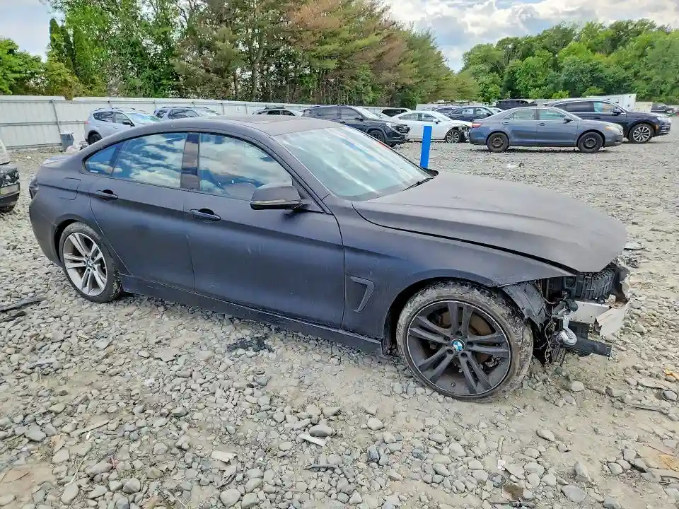 WBA4J1C59JBG79302 2018 BMW 4 SERIES-3