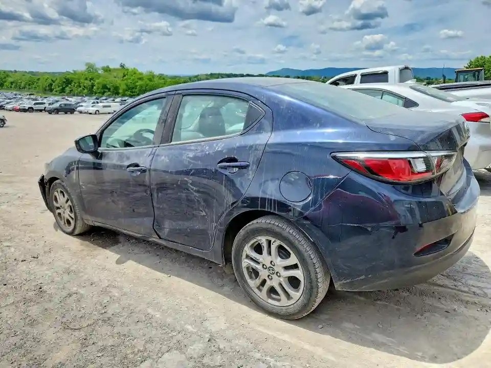 3MYDLBYV0HY191118 2017 TOYOTA YARIS-1