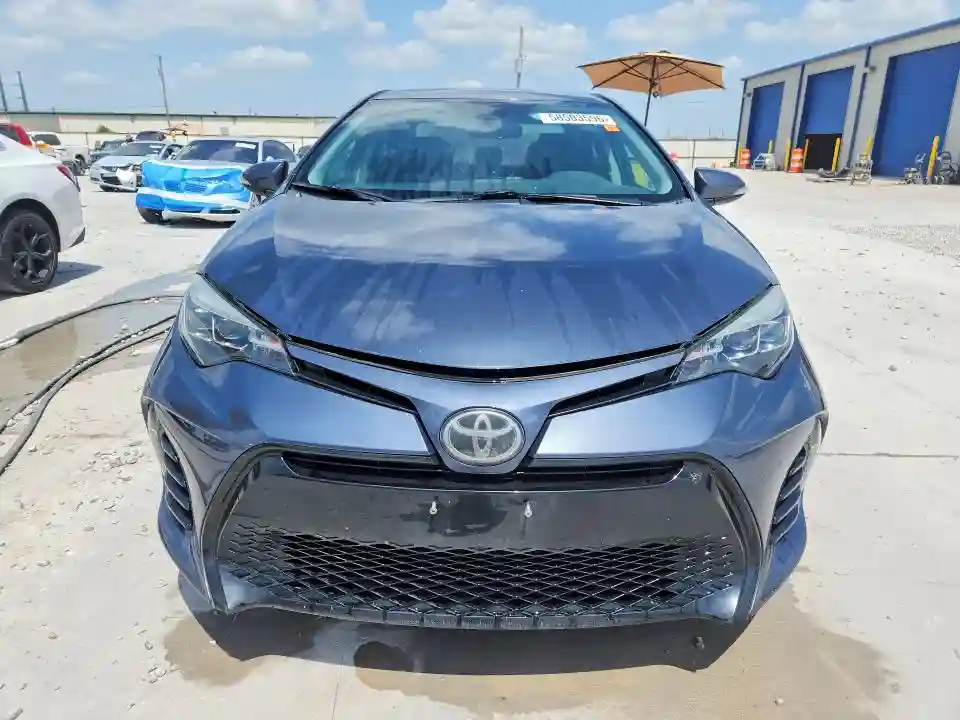 5YFBURHE5JP816565 2018 TOYOTA COROLLA-4