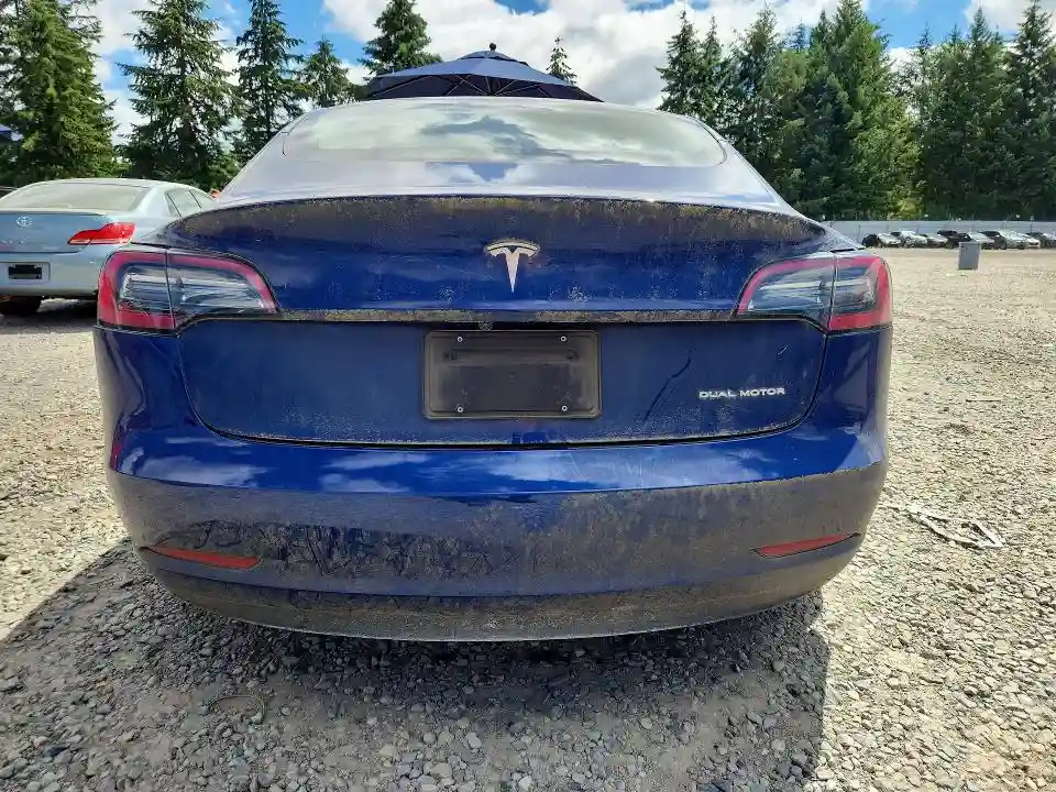 5YJ3E1EB5PF632468 2023 TESLA MODEL 3-5