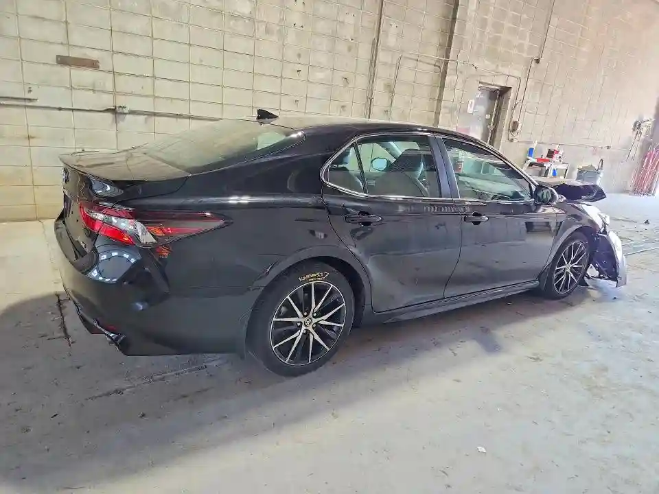 4T1T11AK1NU638740 2022 TOYOTA CAMRY-2