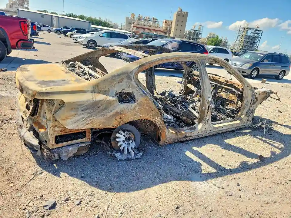 WBAKA8C54CCY37832 2012 BMW 7 SERIES-2