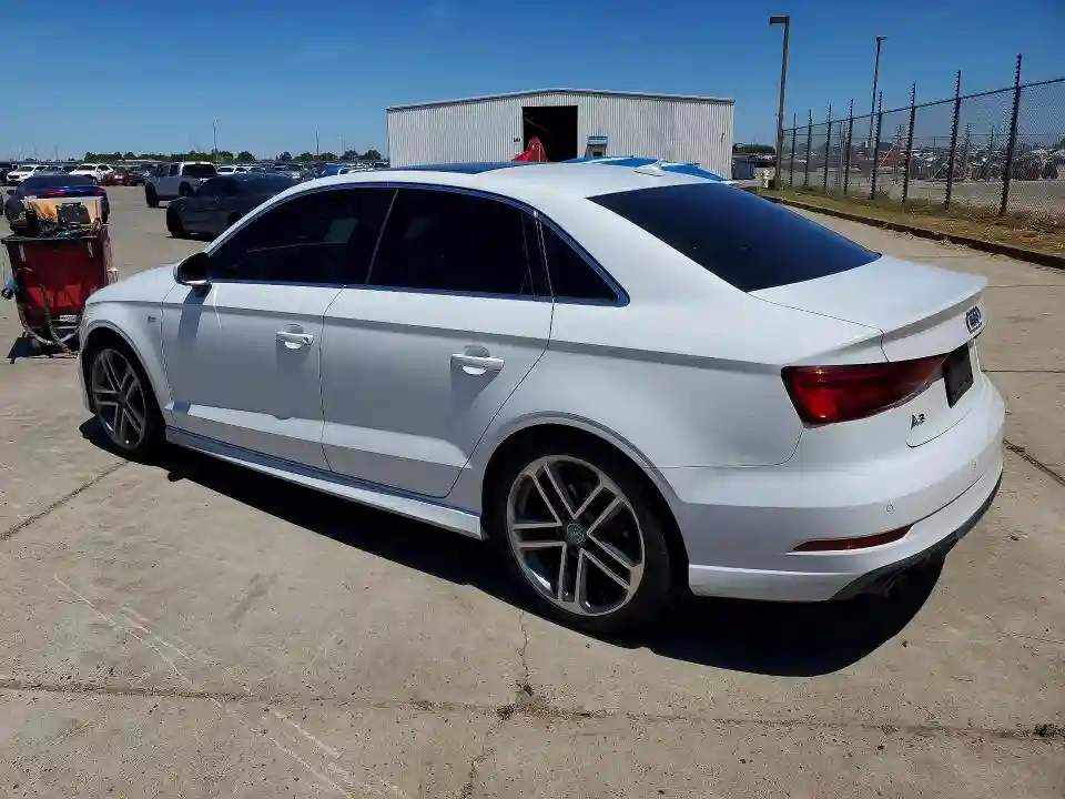 WAUGUGFF9H1030933 2017 AUDI A3-1