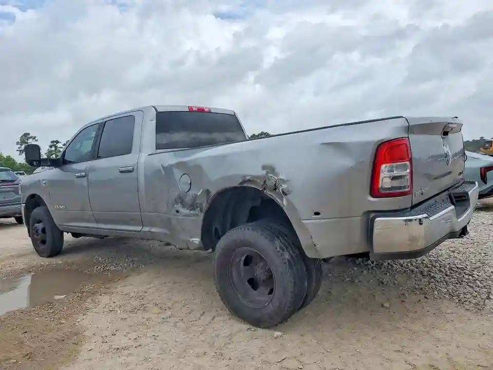 3C63RRHL1NG179164 2022 RAM 3500-1