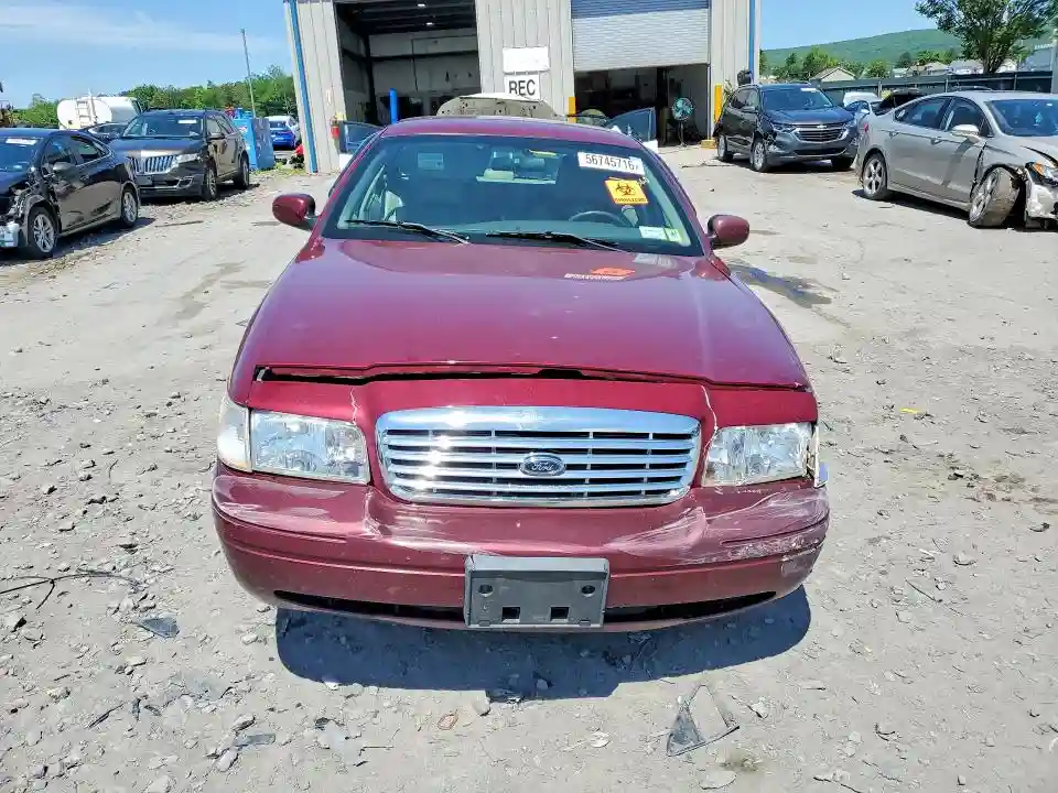2FABP7EV4BX150298 2011 FORD CROWN VIC-4