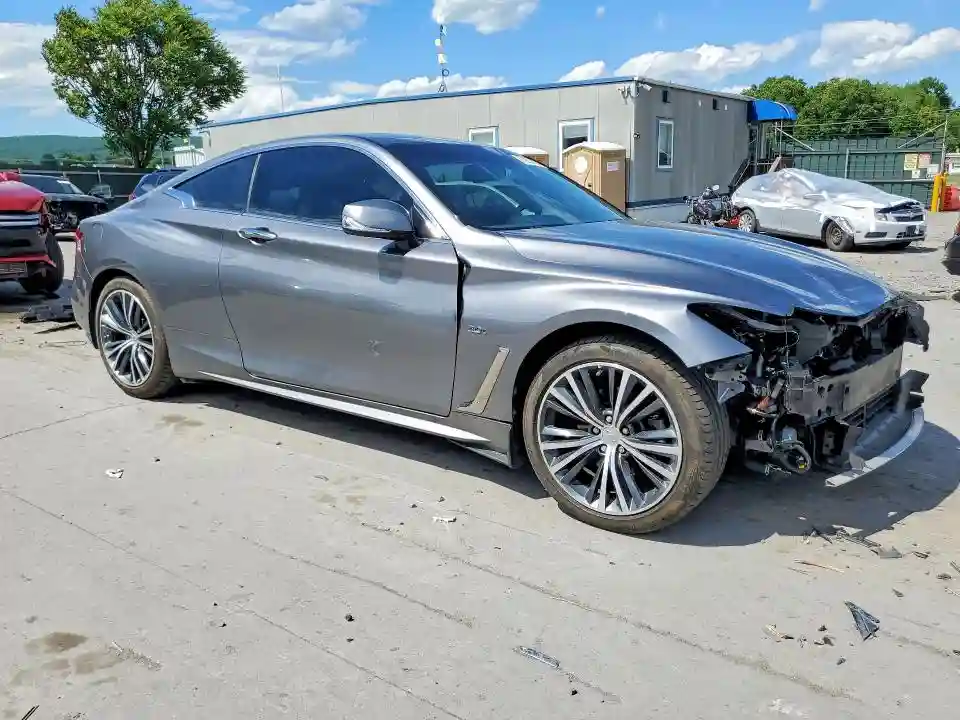 JN1EV7ELXJM390198 2018 INFINITI Q60-3