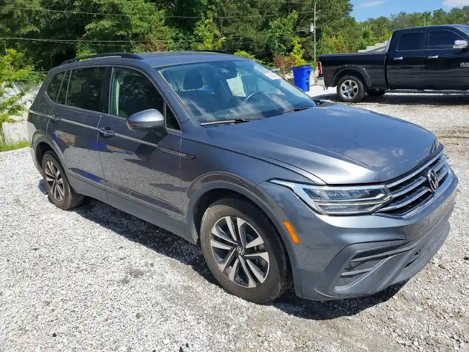 3VVRB7AX1RM032702 2024 VOLKSWAGEN TIGUAN-3
