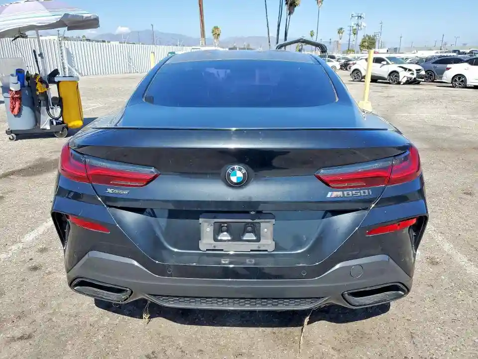 WBABC4C51KBU96042 2019 BMW M8-5