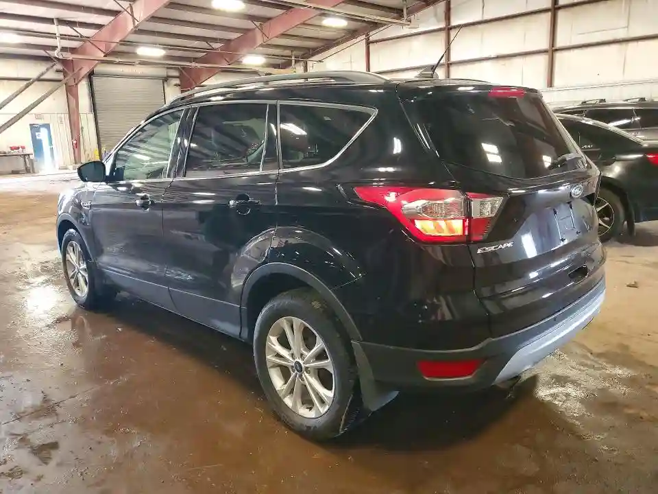 1FMCU9HD0JUC33735 2018 FORD ESCAPE-1