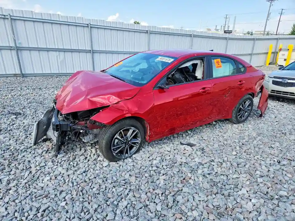 3KPF24AD3RE767813 2024 KIA FORTE LXS-0