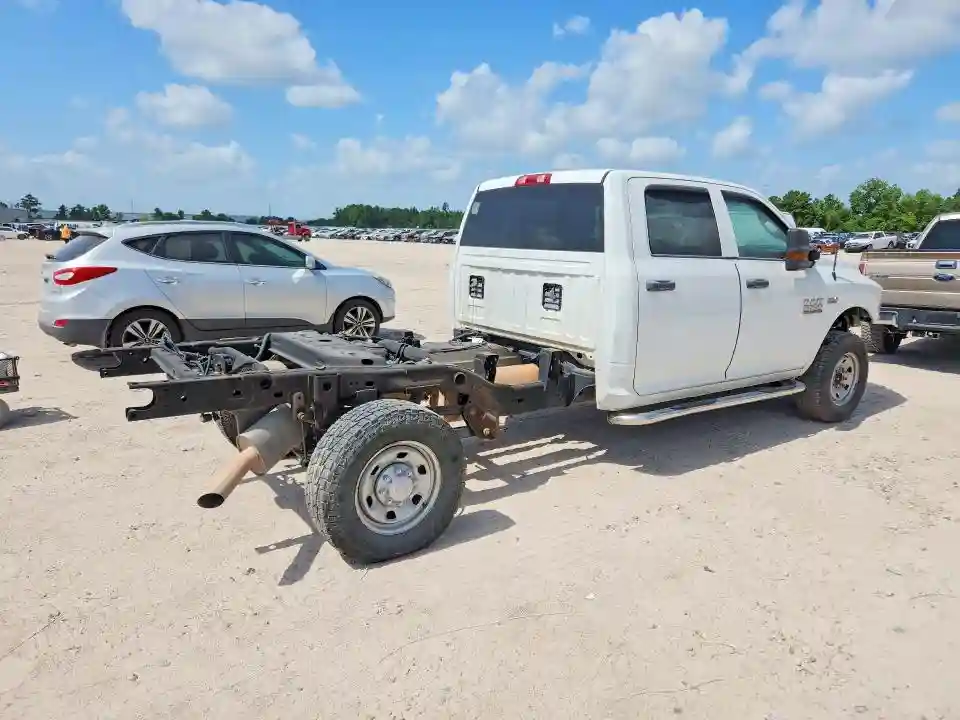 3C6UR5HJ1JG380620 2018 RAM 2500-2