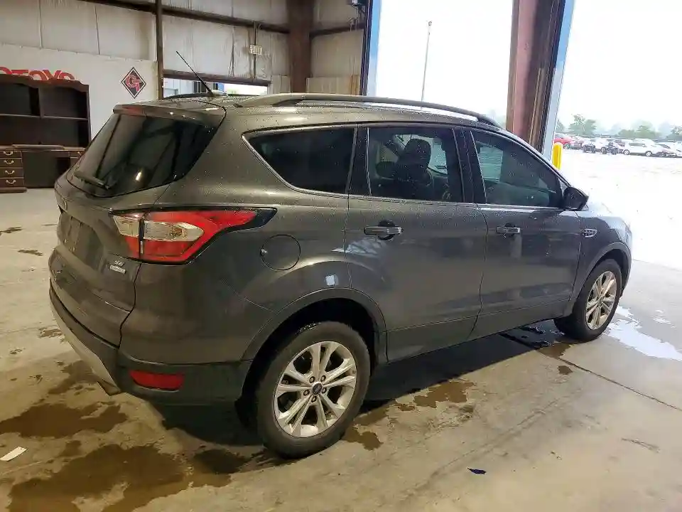 1FMCU0GD0JUD22847 2018 FORD ESCAPE-2