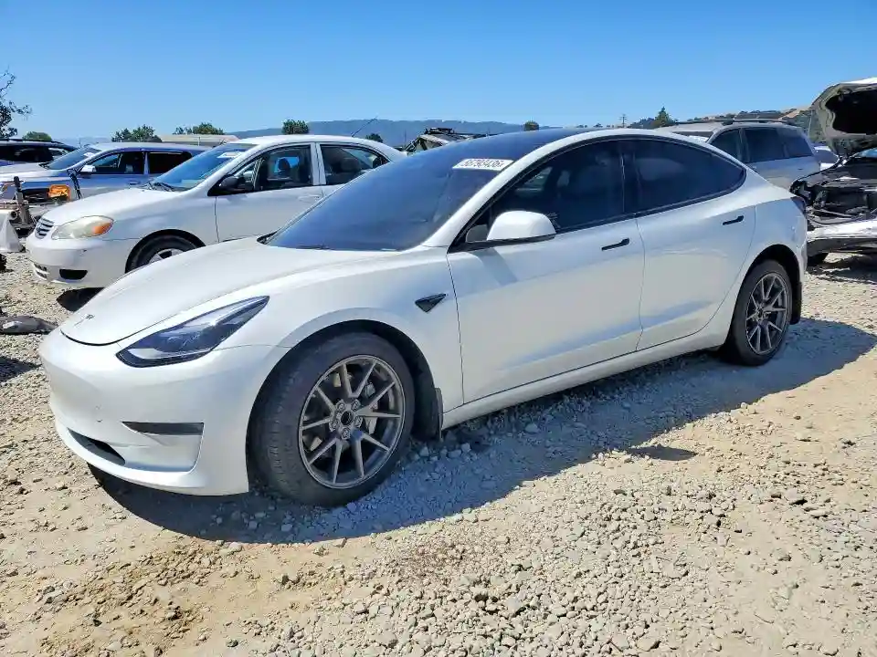 5YJ3E1EA7PF709767 2023 TESLA MODEL 3-0