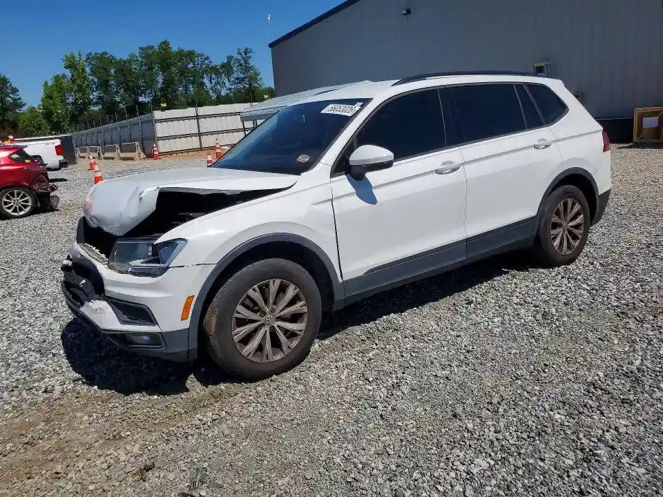3VV1B7AX7JM009510 2018 VOLKSWAGEN TIGUAN-0