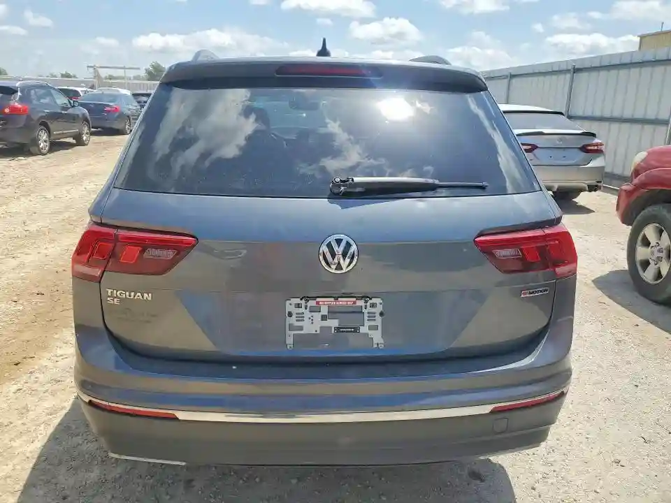 3VV2B7AX8LM043043 2020 VOLKSWAGEN TIGUAN-5