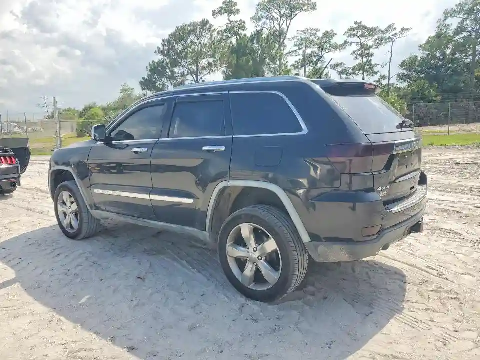 1C4RJFCT8CC182157 2012 JEEP GRAND CHEROKEE-1