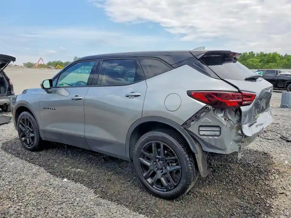 3GNKBHR4XPS124665 2023 CHEVROLET BLAZER-1