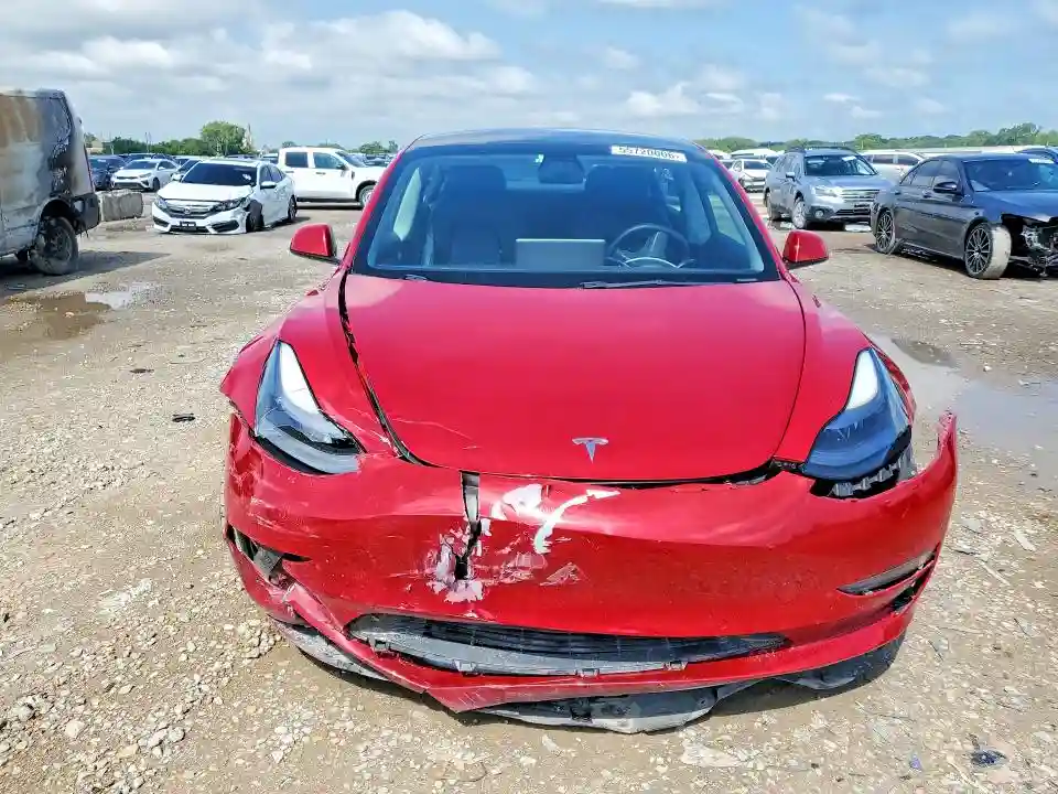 5YJ3E1EA6NF143890 2022 TESLA MODEL 3-4