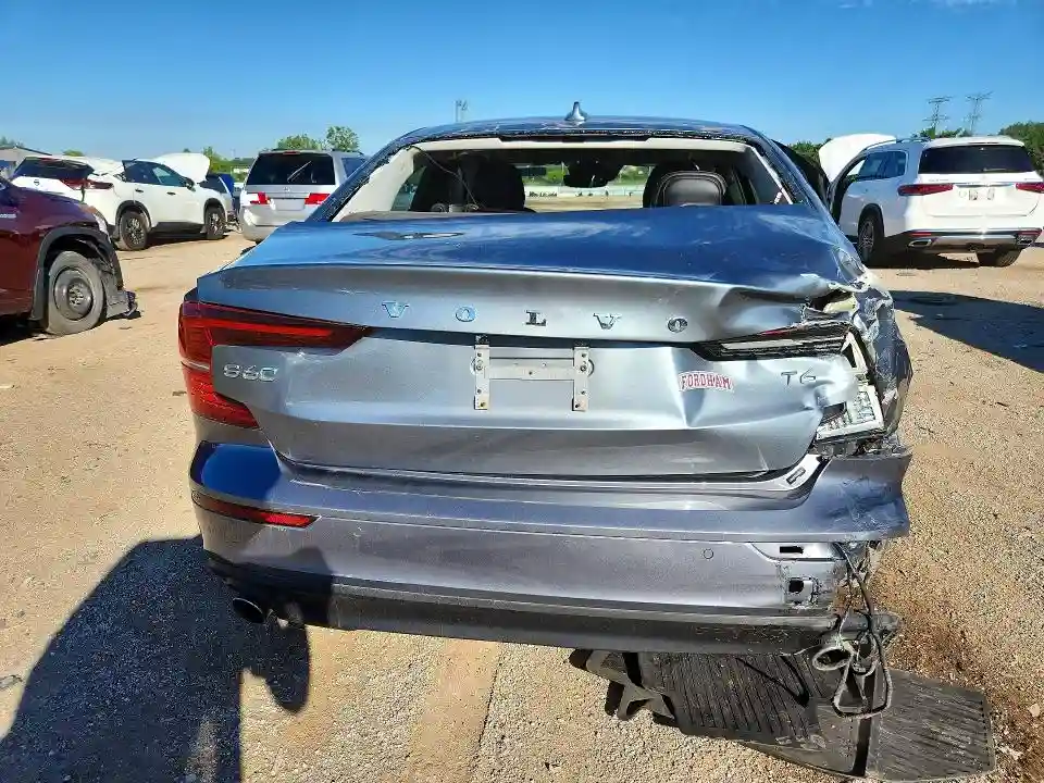 7JRA22TK0LG066732 2020 VOLVO S60-5