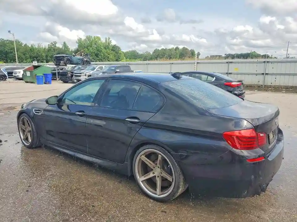 WBSFV9C50FD594784 2015 BMW M5-1