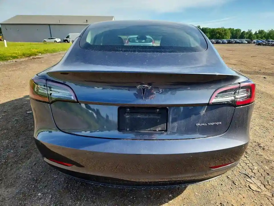 5YJ3E1EB6NF236725 2022 TESLA MODEL 3-5