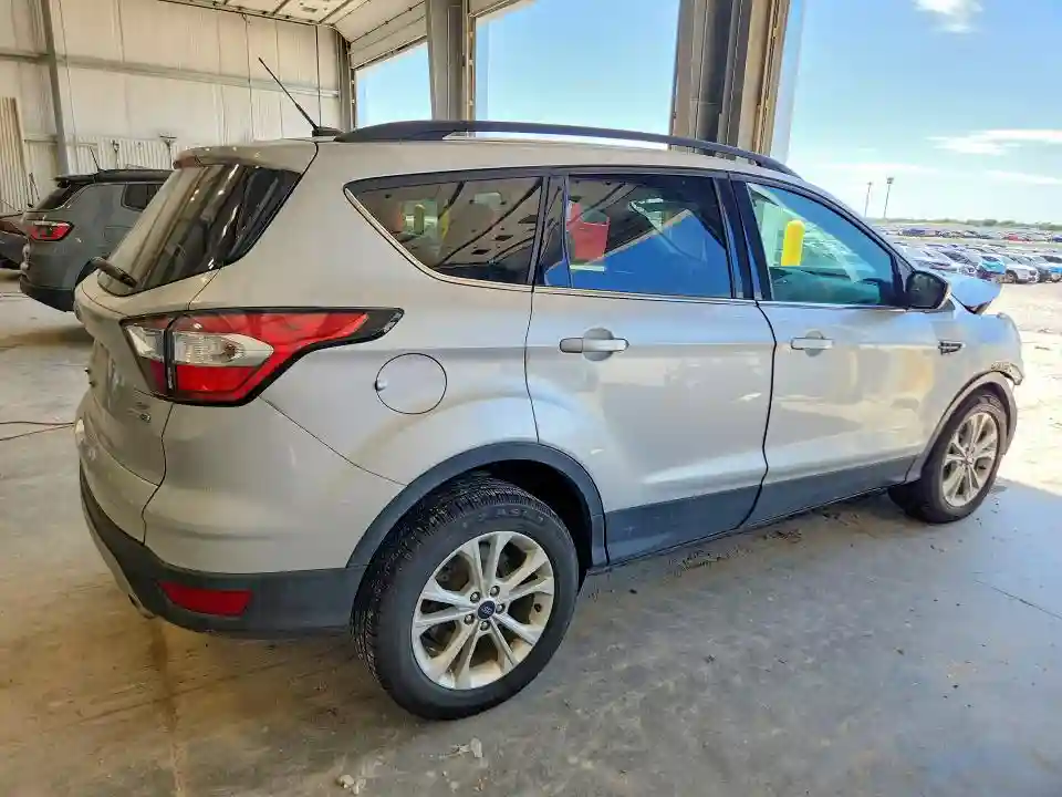 1FMCU9GD6JUC89115 2018 FORD ESCAPE-2