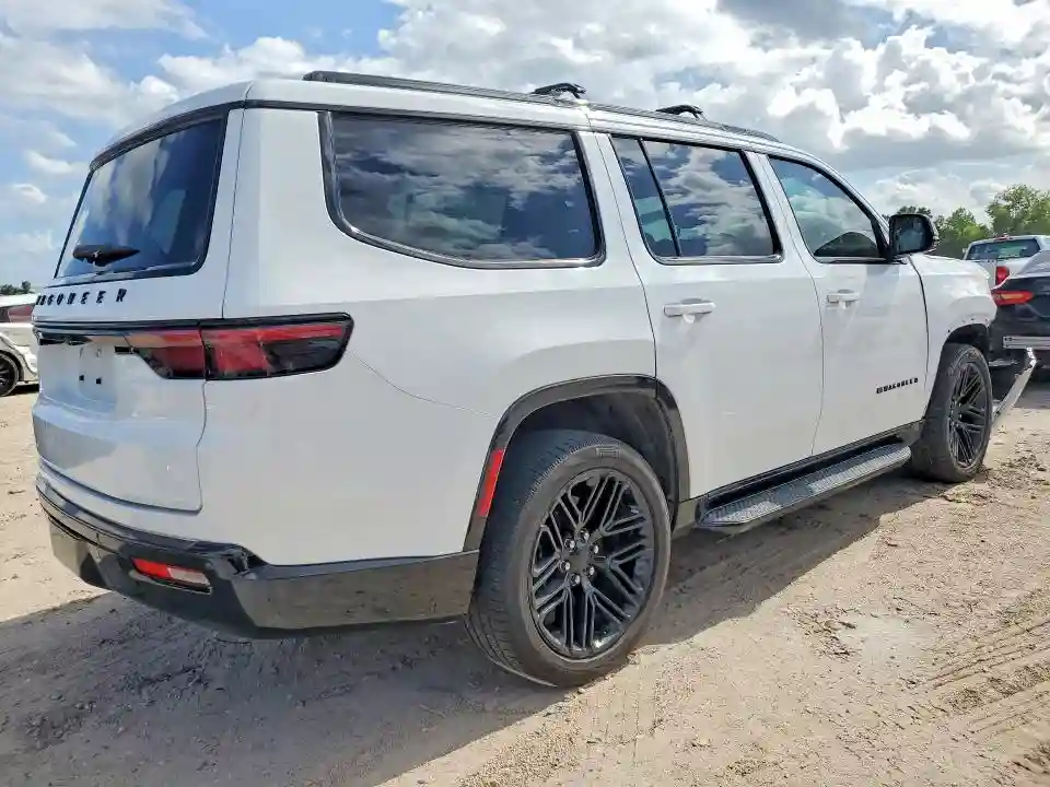 1C4SJVBP6PS559502 2023 JEEP WAGONEER-2