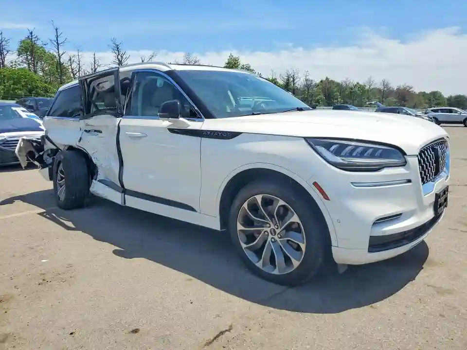5LMYJ8XY7PNL00182 2023 LINCOLN AVIATOR-3