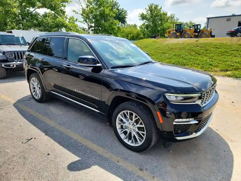 1C4RJHEG8PC586707 2023 JEEP GRAND CHEROKEE-3
