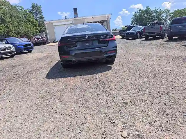 WBA7U2C07NCG99224 2022 BMW 7 SERIES-5
