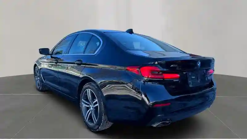 WBA13BJ05MWW91614 2021 BMW 5 SERIES-2