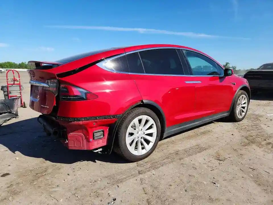 5YJXCBE23MF310730 2021 TESLA MODEL X-2