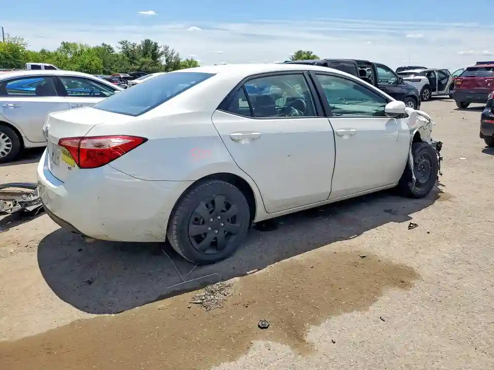 5YFBURHE0JP821186 2018 TOYOTA COROLLA-2