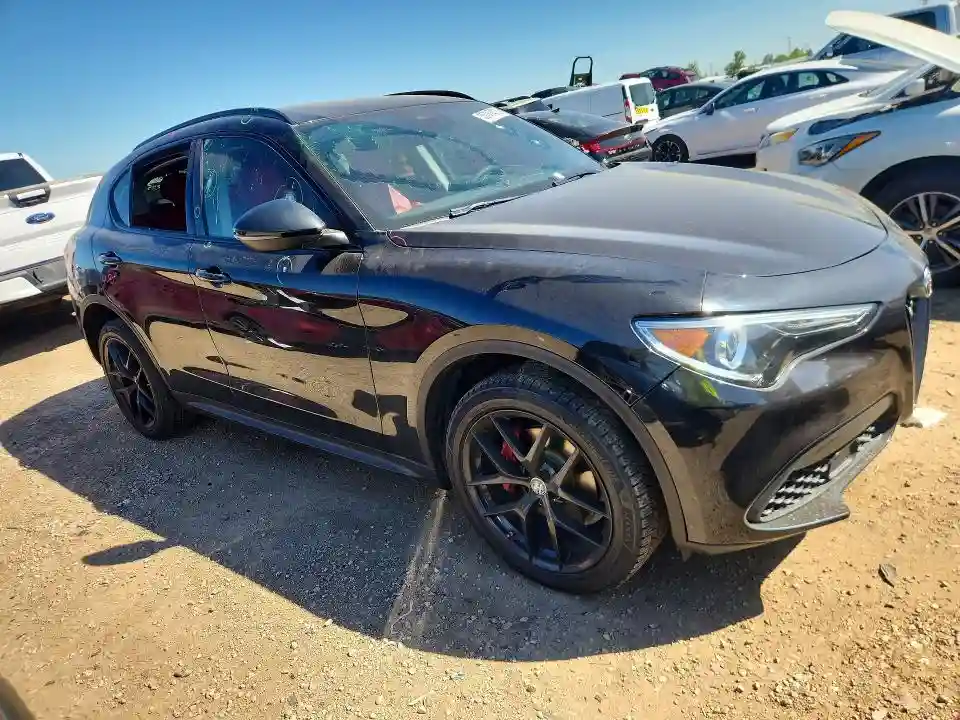 ZASPAKAN0L7C87098 2020 ALFA ROMEO STELVIO-3