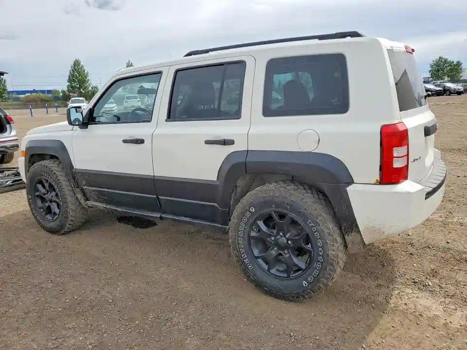 1J4NF2GB3AD539613 2010 JEEP PATRIOT-1