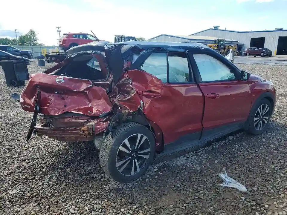3N1CP5CU4JL526126 2018 NISSAN KICKS-2
