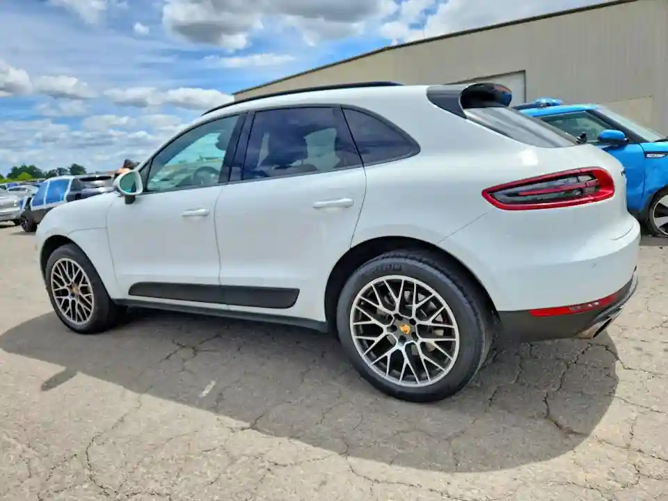 WP1AB2A59FLB64096 2015 PORSCHE MACAN-1