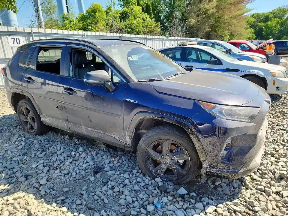 2T3E6RFV2MW028380 2021 TOYOTA RAV4-3