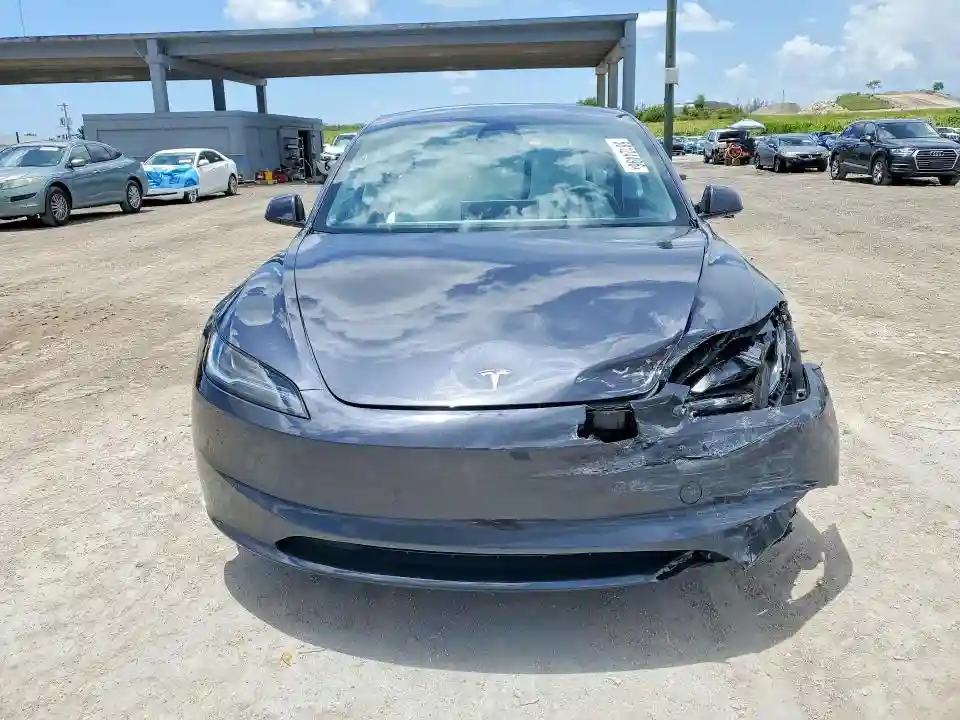 5YJ3E1EA8RF871717 2024 TESLA MODEL 3-4