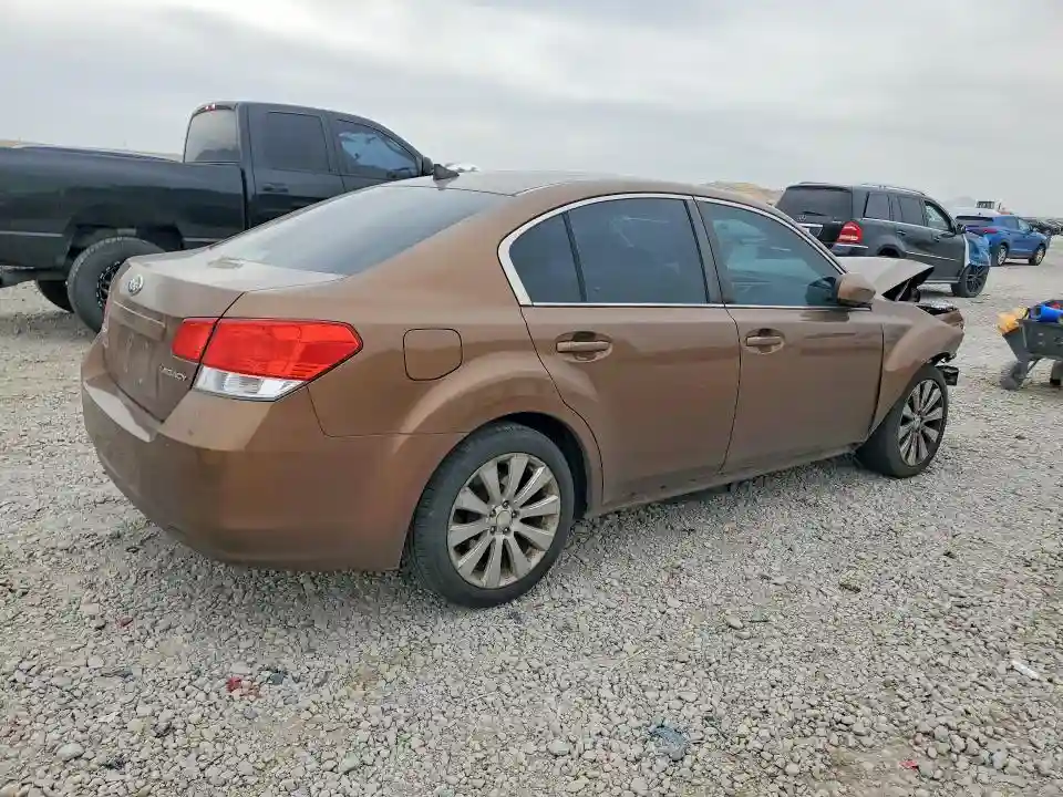 4S3BMCK66B3236959 2011 SUBARU LEGACY-2