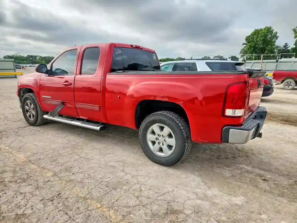 1GTR2WE33BZ256106 2011 GMC SIERRA-1
