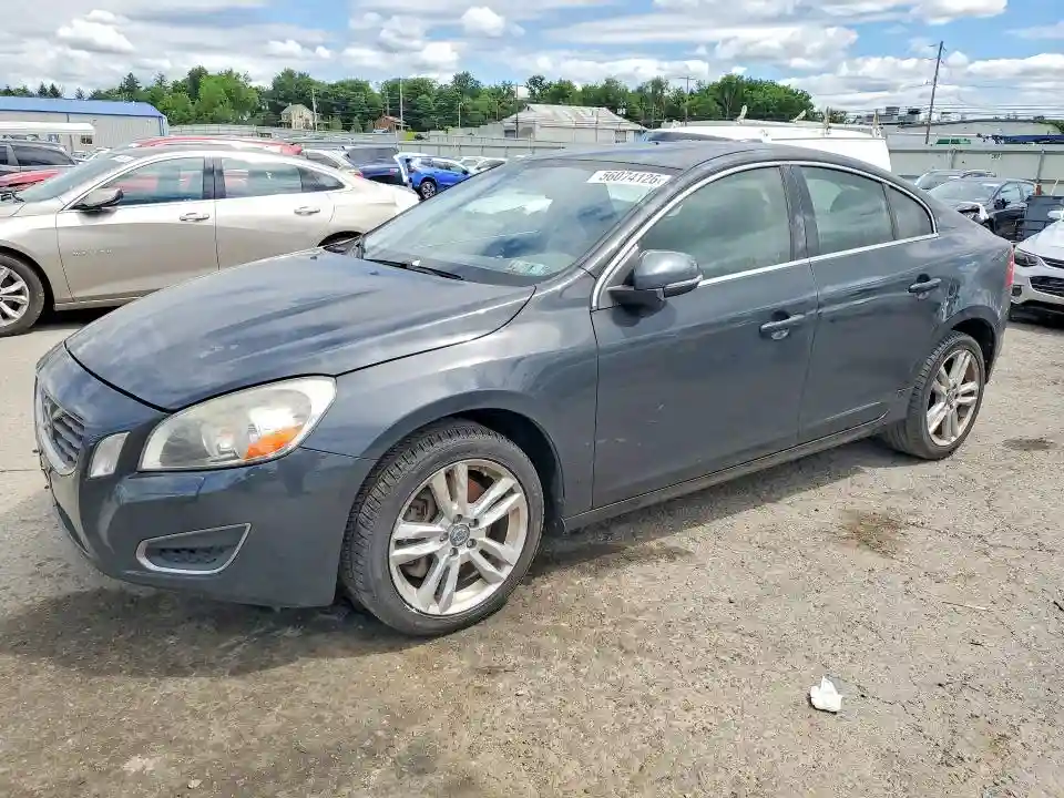 YV1612FH2D2186323 2013 VOLVO S60-0