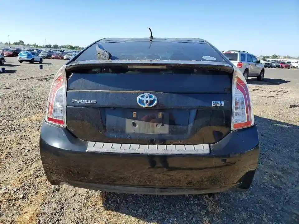 JTDKN3DU4F1877151 2015 TOYOTA PRIUS-5