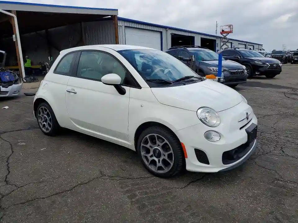 3C3CFFKH8KT859543 2019 FIAT 500-3